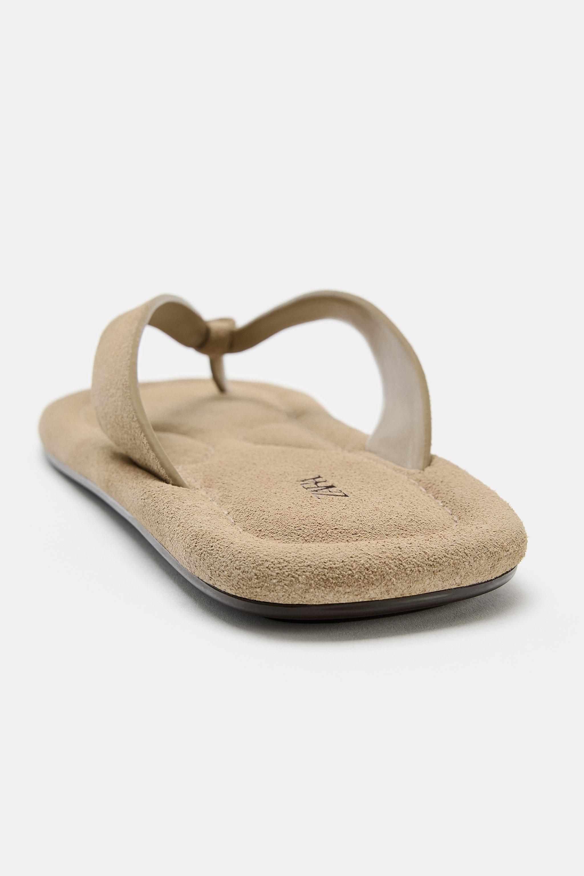 FLAT LEATHER SANDALS